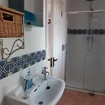 Back2roots - Beautifully Restored Cottage, Ferienhaus *