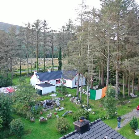 Back2roots - Beautifully Restored Cottage, Сasa de vacaciones *