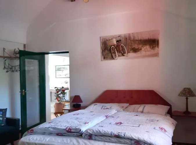 Holiday home Back2roots - Beautifully Restored Cottage, Doochary