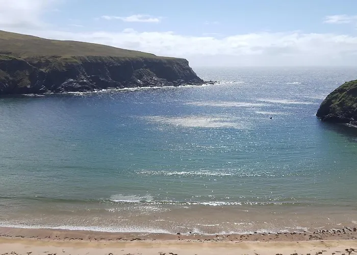 Back2roots - Beautifully Restored Cottage, Doochary