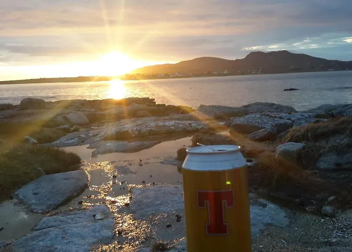 Back2roots - Beautifully Restored Cottage, Holiday home Doochary